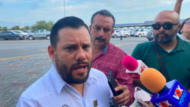 Brigadistas atienden incendios forestales en zonas serranas de Tamaulipas.