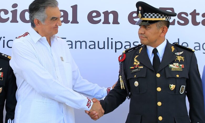 El general Mauricio Cansino Báez asumió la coordinación estatal de la Guardia Nacional en Tamaulipas. Américo Villarreal destacó la coordinación entre corporaciones para fortalecer la seguridad.