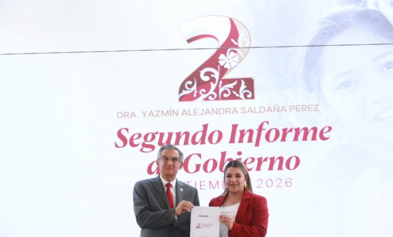 El gobernador Américo Villarreal recibió en Abasolo el segundo informe de la alcaldesa Yazmín Alejandra Saldaña Pérez.