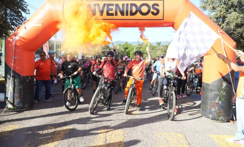 Alrededor de 600 estudiantes, familias y ciclistas participaron en la Gran Rodada UAT 14K por calles de Ciudad Victoria.