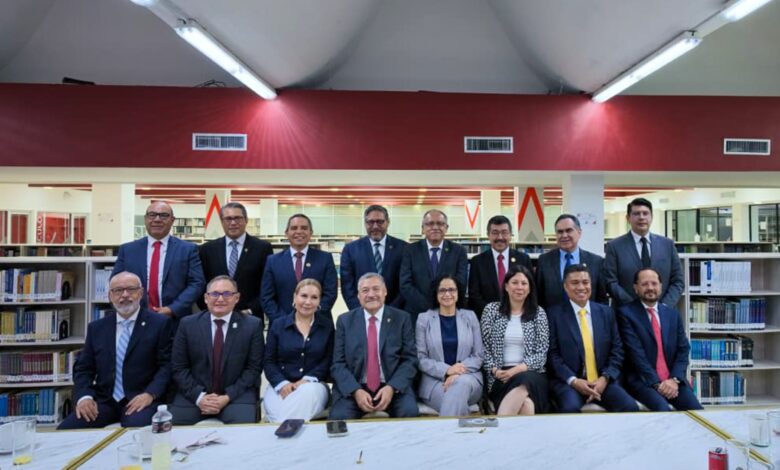El rector Dámaso Anaya Alvarado firmó con la ASF el convenio que permitirá a estudiantes de la UAT participar en actividades de fiscalización.
