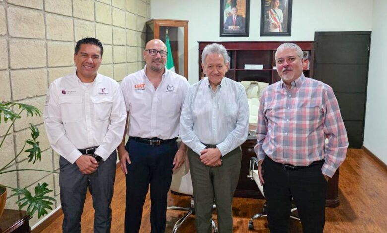 La UAT presentó ante la Secretaría de Salud sus Gabinetes Médicos Inteligentes, desarrollados por investigadores universitarios.