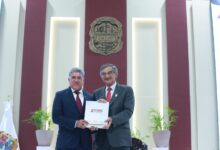 El gobernador Américo Villarreal acompañó al alcalde Armando Martínez Manríquez durante su Segundo Informe de Gobierno en Altamira.
