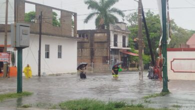 El gobernador Américo Villarreal informó que las lluvias intensas registradas en el sur de Tamaulipas dejaron saldo blanco y sin situaciones lamentables.