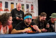 El canadiense Mike Jack estableció una nueva marca mundial al consumir 25 Carolina Reaper en 3 minutos y 3.53 segundos; ahora busca un reto con Pepper X.