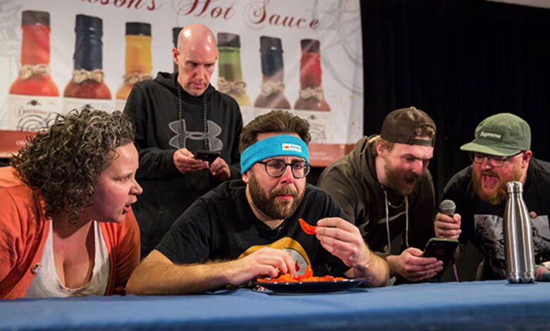 El canadiense Mike Jack estableció una nueva marca mundial al consumir 25 Carolina Reaper en 3 minutos y 3.53 segundos; ahora busca un reto con Pepper X.