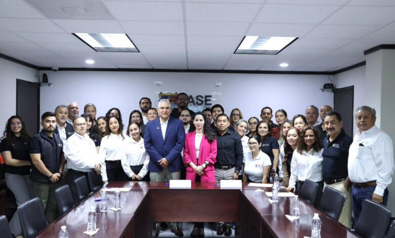 Marcia Benavides Villafranca y Francisco Noriega Orozco encabezaron la instalación de la Unidad de Igualdad de Género de la Auditoría Superior del Estado.