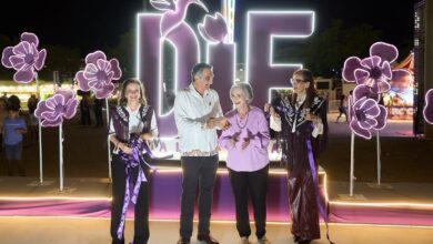 Américo Villarreal Anaya y María de Villarreal inauguraron el Pabellón DIF en la Feria Tamaulipas 2026, donde se ofrecen talleres, artesanías y orientación sobre programas sociales.