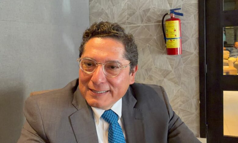 José Luis Leal Campos, candidato a la presidencia del Colegio Nacional del Notariado Mexicano, presentó sus propuestas durante su visita a Tamaulipas.