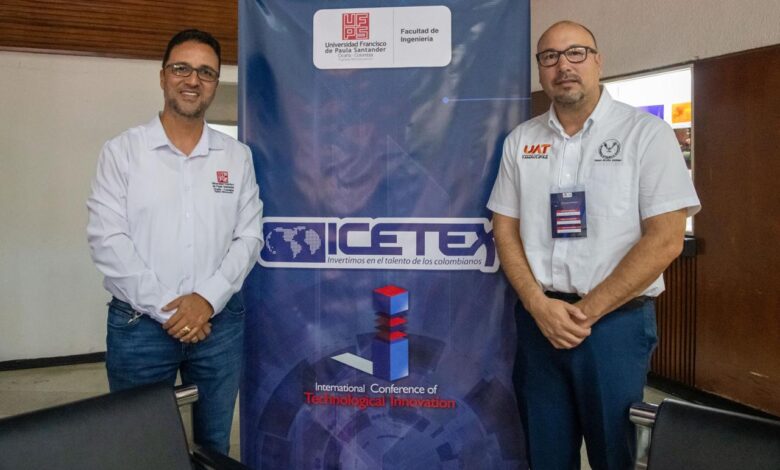 Fernando Ortiz Rodríguez, director del Instituto de Inteligencia Artificial de la UAT, durante su participación en el 13.º Encuentro Internacional de Innovación Tecnológica, en Ocaña, Colombia.