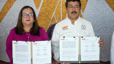 El rector Dámaso Anaya Alvarado encabezó la firma del convenio entre la UAT y la Escuela Normal Federal de Educadoras para fortalecer la formación práctica de futuras docentes.