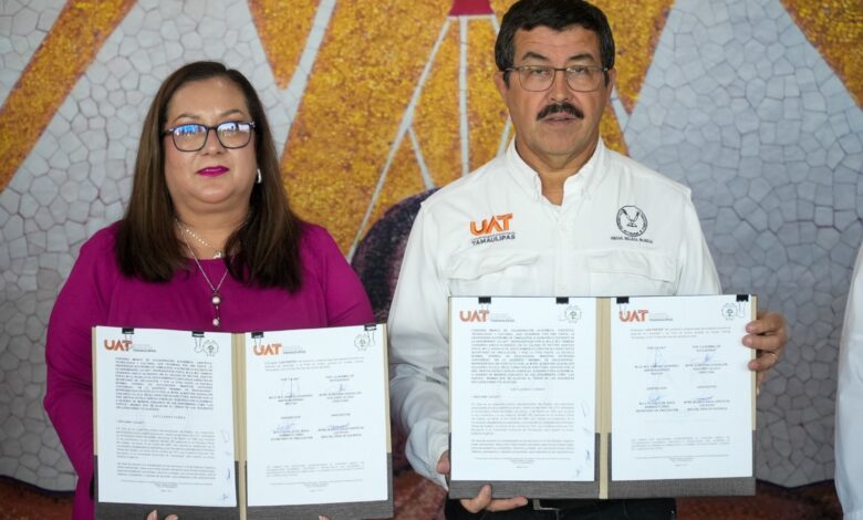 El rector Dámaso Anaya Alvarado encabezó la firma del convenio entre la UAT y la Escuela Normal Federal de Educadoras para fortalecer la formación práctica de futuras docentes.