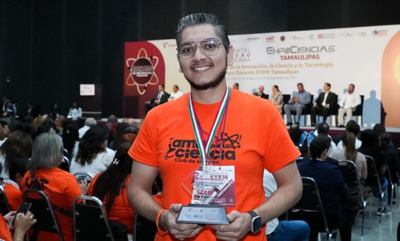 El académico de la UAT Orlando José Martínez Arvizu fue seleccionado entre los tres mejores docentes del Foro Estatal Docente STEM.