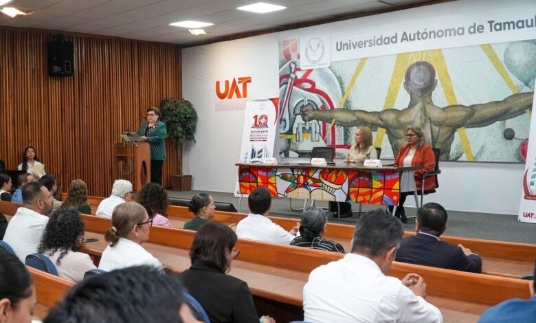Autoridades universitarias inauguraron la jornada académica por el décimo aniversario de la Biblioteca Central Victoria de la UAT.