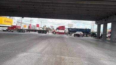 Reportan bloqueos y ponchallantas en Matamoros y Río Bravo tras la detención de Axel Alfredo Cárdenas Rodríguez, hijo de “El Contador”.