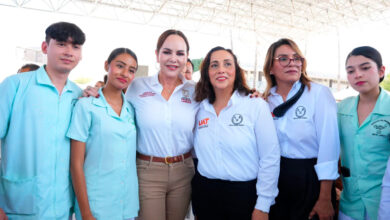 Carmen Lilia Canturosas Villarreal anunció la convocatoria 2026 de la Beca Juntos por la Titulación Profesional, dirigida a egresados de educación superior y posgrado.