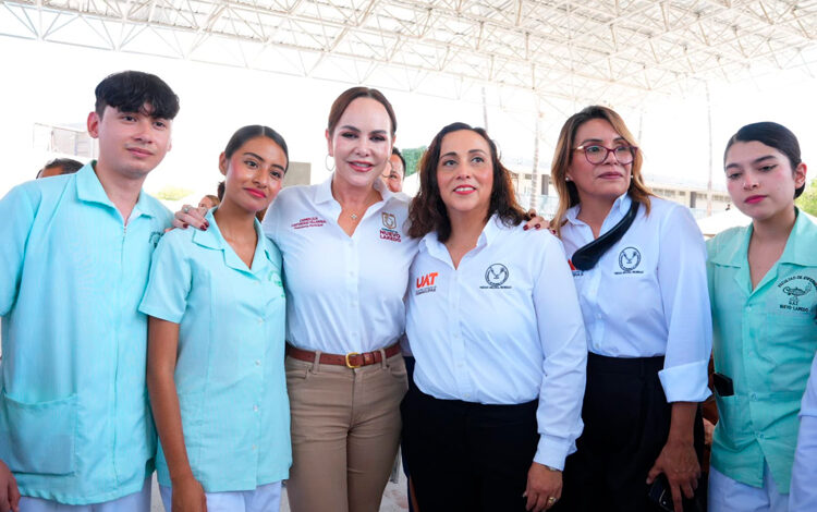 Carmen Lilia Canturosas Villarreal anunció la convocatoria 2026 de la Beca Juntos por la Titulación Profesional, dirigida a egresados de educación superior y posgrado.