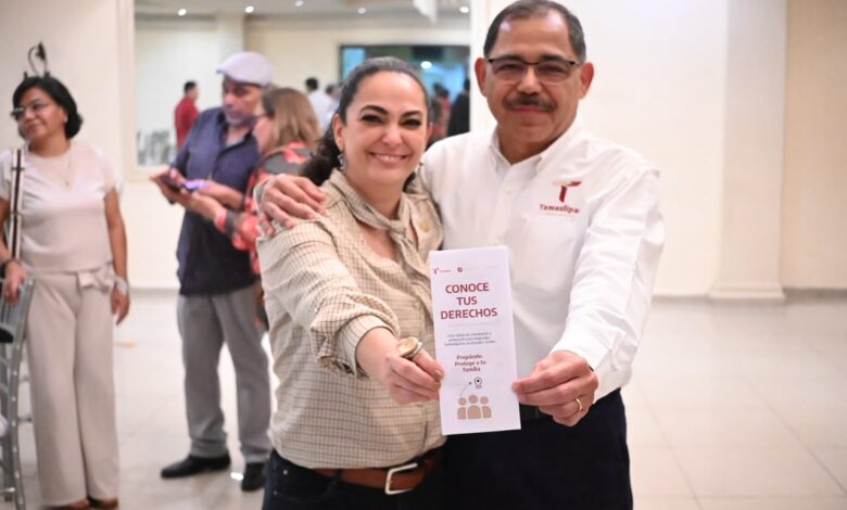 Olga Sosa presentó en El Mante una cartilla para familias migrantes y explicó a pequeños empresarios los alcances de la Ley de Economía Digital.