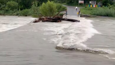 La crecida del río Purificación obligó a evacuar preventivamente a 10 familias de la comunidad El Galindeño, en el Barretal.