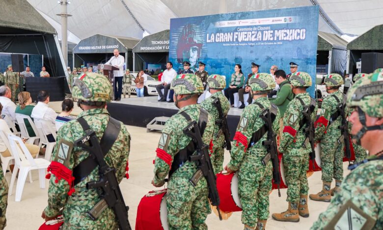 Héctor Joel Villegas González encabezó, en representación del gobernador Américo Villarreal Anaya, la clausura de la exposición militar “La Gran Fuerza de México”, que recibió a más de 120 mil visitantes en Tampico.