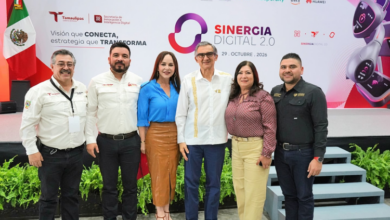 Carmen Lilia Canturosas participó en Sinergia Digital 2.0, donde presentó las herramientas tecnológicas de Nuevo Laredo para mejorar la atención ciudadana.