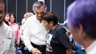 Colectivos de búsqueda se reunieron con el gobernador Américo Villarreal para plantear acciones ante los rezagos en la localización e identificación de personas desaparecidas.